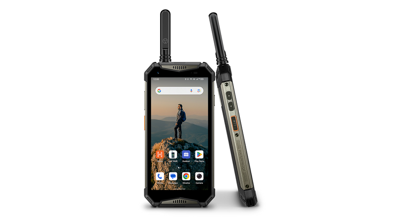 Alpine 5.6″ UHF DMR Smartphone Navigator with Hema Navigation