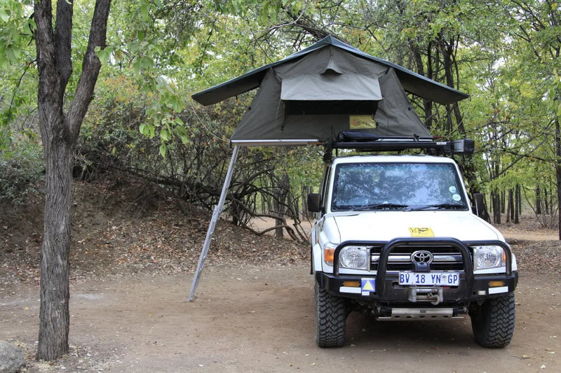Eezi-Awn 4x4 Roof Top Trailer Tent | Series III - Rooftop Tent