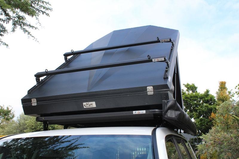 Eezi-Awn Blade Hard Shell 4x4 Roof Top Tent - Rooftop Tent