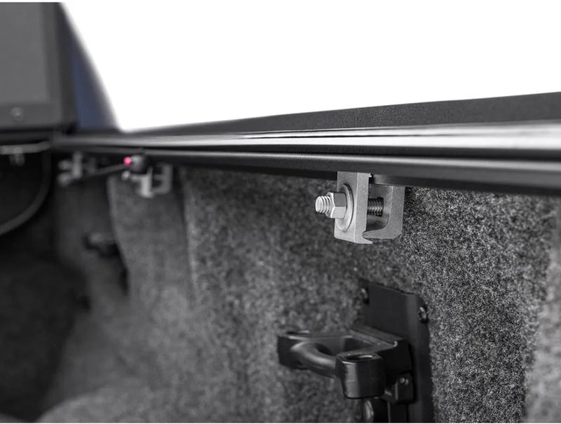 Extang Endure ALX Hard Folding Tonneau Cover | Chevrolet Silverado 2500HD (6’10) 2023 +