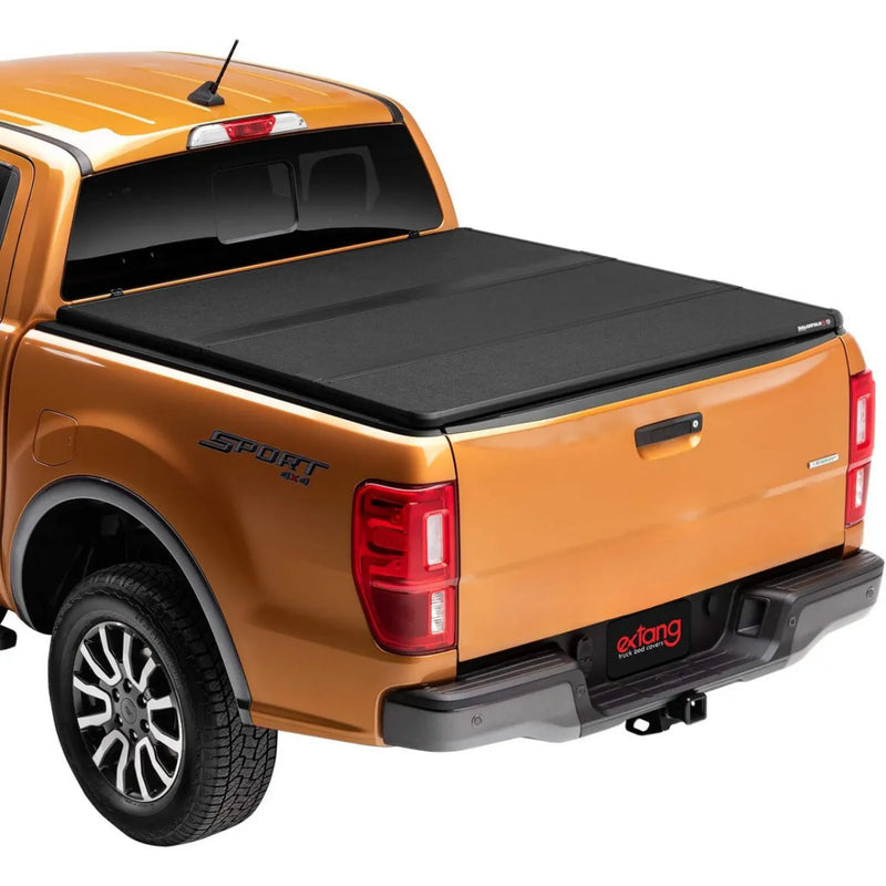 Extang Solid Fold 2.0 Hard Folding Tonneau Cover for LDV T60 Max | 2022+