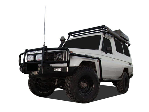 Rugged off-road vehicle with roof rack kit and roof rack for Toyota Land Cruiser 78