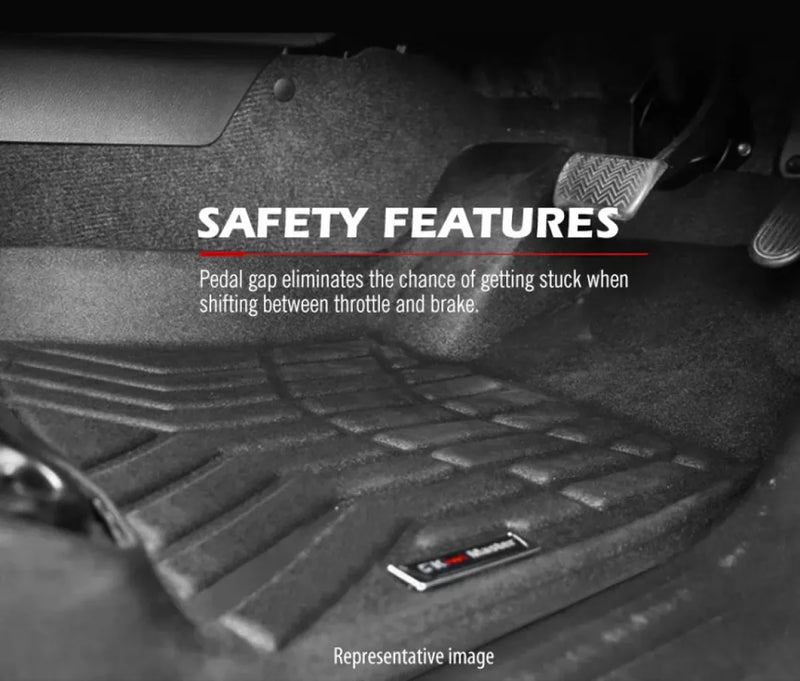 Car floor mats with safety feature text overlay highlighting pedal gap design for Isuzu D-MAX 2021+