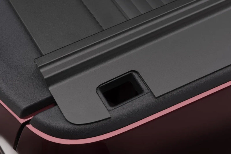 Retrax Electric Retractable Bed Cover for RAM 2500HD DJII w/out RAMBOX