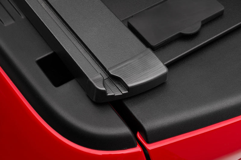 Retrax PowertraxONE XR Electric Polycarbonate Retractable Bed Cover for Chevrolet / Ford / Mazda / Isuzu / Nissan / Ram / Toyota /