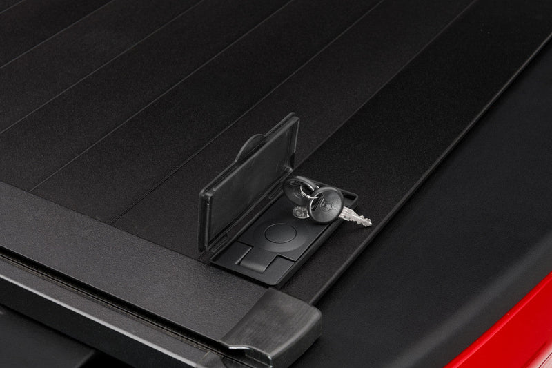 Retrax PowertraxONE XR Electric Polycarbonate Retractable Bed Cover for Chevrolet / Ford / Mazda / Isuzu / Nissan / Ram / Toyota /