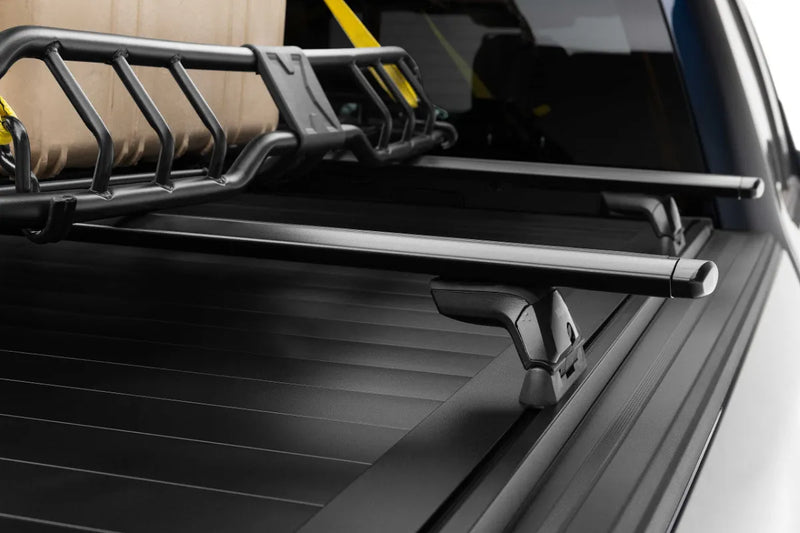 Retrax RETRAXONE XR Manual Retractable Bed Cover for RAM 1500 DT w/out Rambox