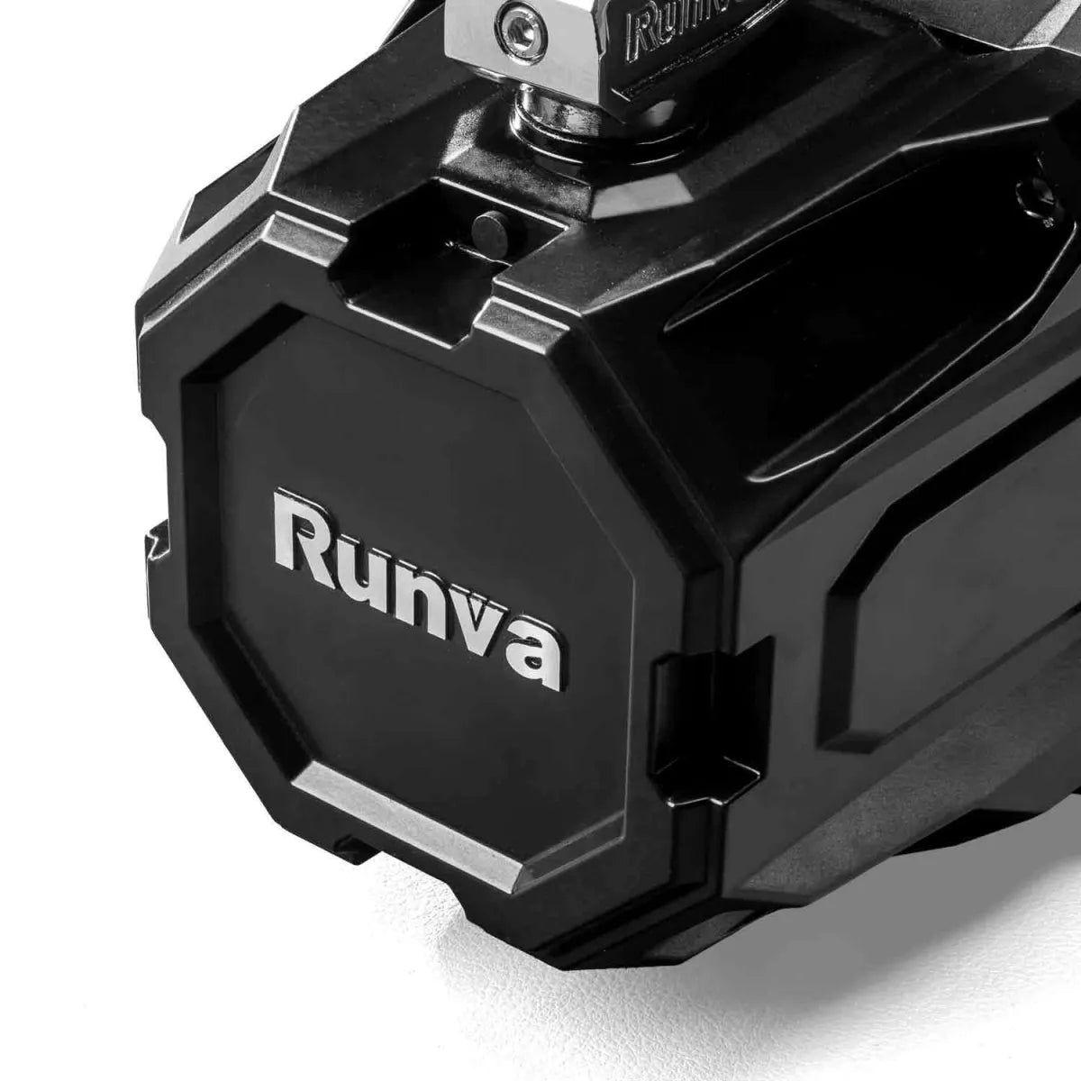 Runva 11 EXPEDITION Winch | 11,000lb | 12V / 24V